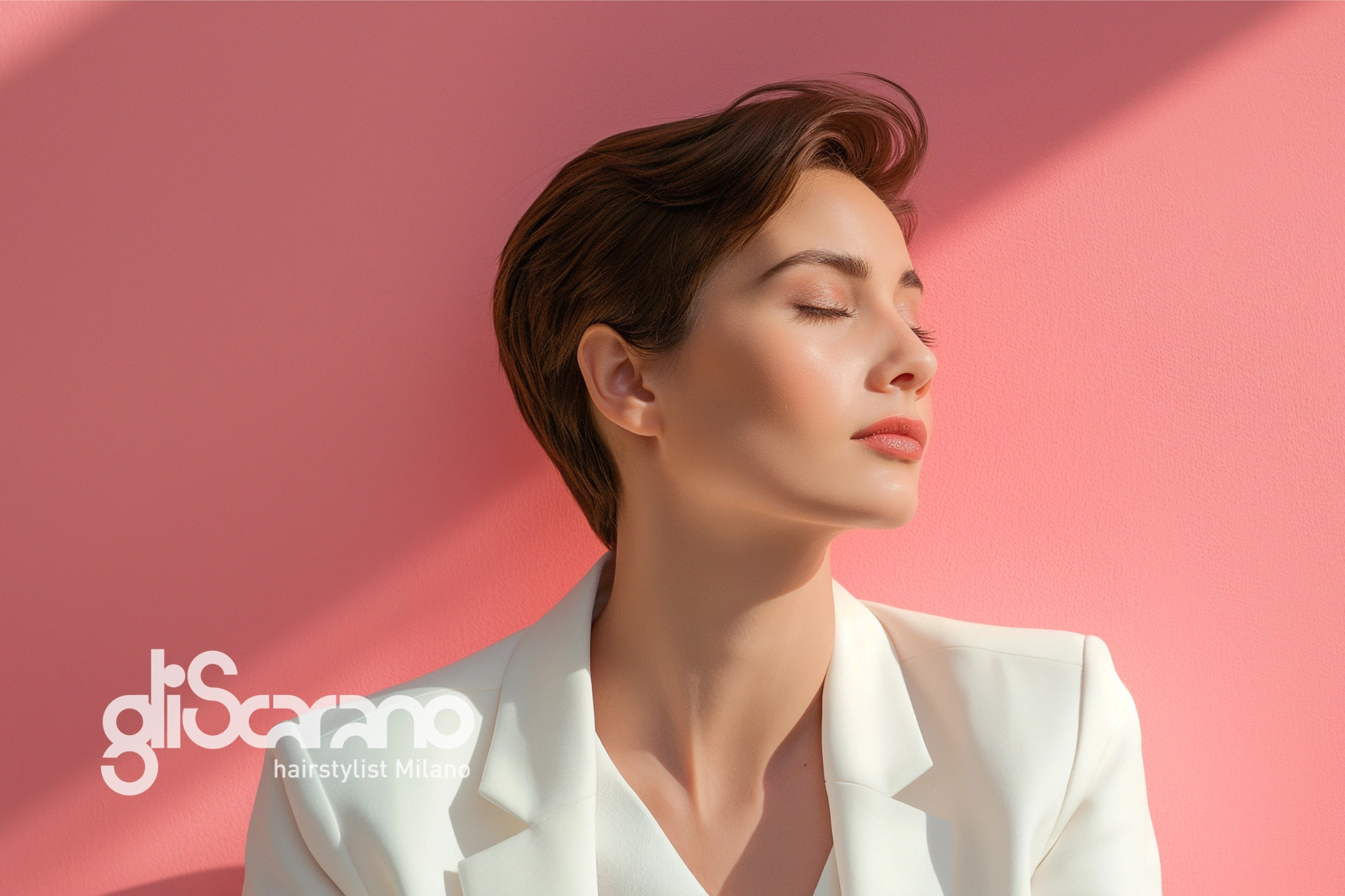 Capelli corti eleganti i tagli più raffinati per donne over 40 e non solo